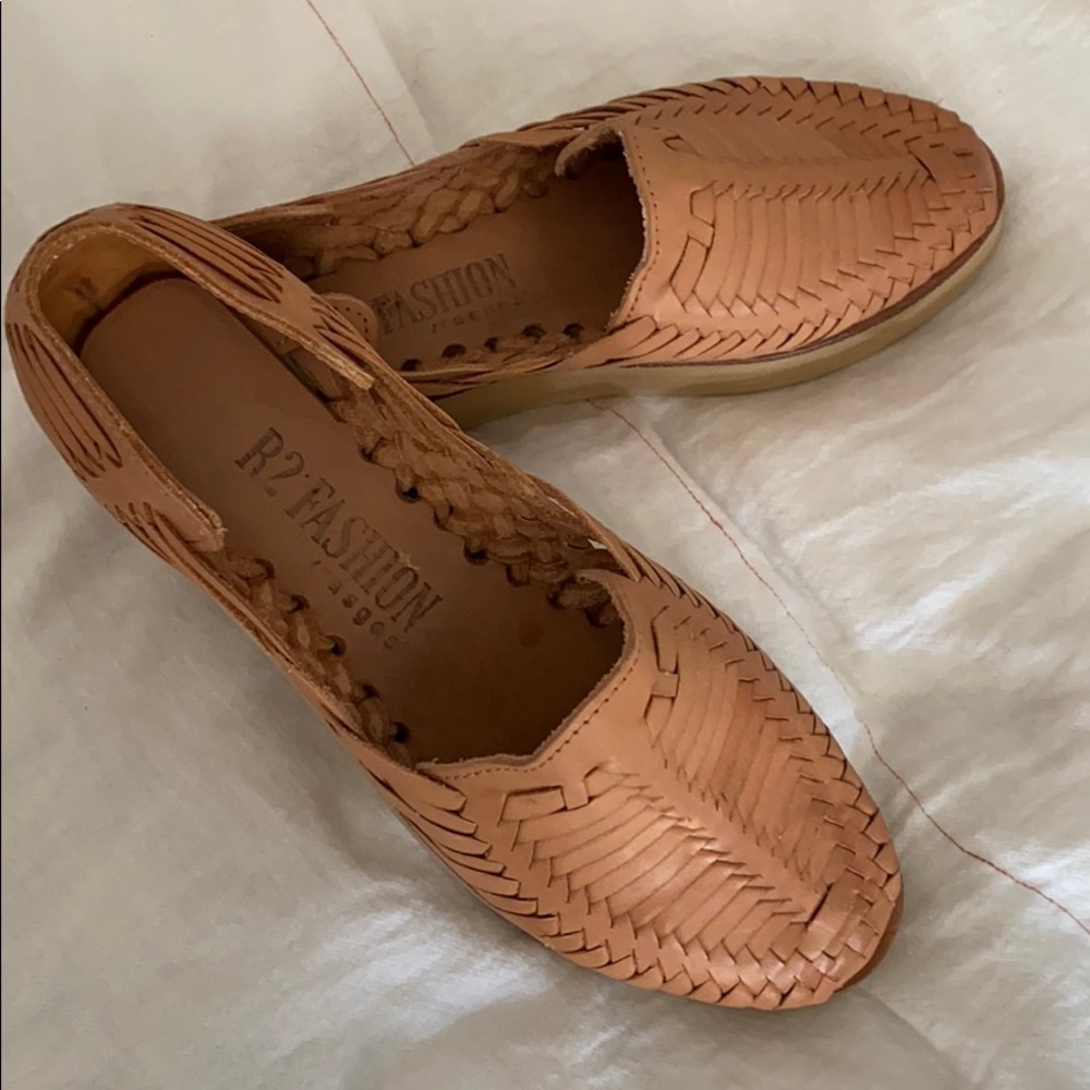 Beautiful new leather mexican loafer